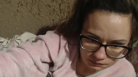 Snapshot of candylady136 chatting on 02-21-25, 06:59 say meow and send tip  online show from 02-21-25, 06:59