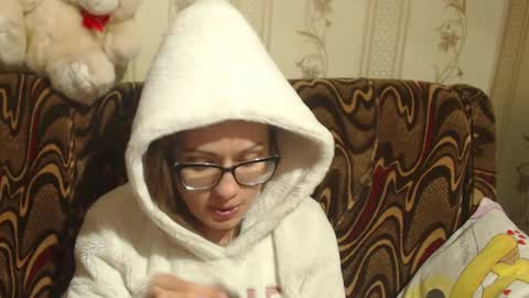 Snapshot of candylady136 chatting on 02-25-25, 01:50 say meow and send tip  online show from 02-25-25, 01:50