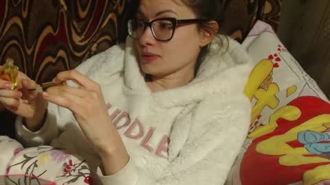 Snapshot of candylady136 chatting on 02-27-25, 07:47 say meow and send tip  online show from 02-27-25, 07:47