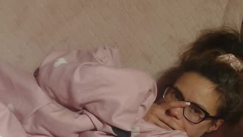 Snapshot of candylady136 chatting on 10-22-25, 09:47 say meow and send tip  online show from 10-22-25, 09:47
