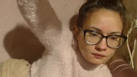 Snapshot of candylady136 chatting on 10-23-25, 02:49 say meow and send tip  online show from 10-23-25, 02:49