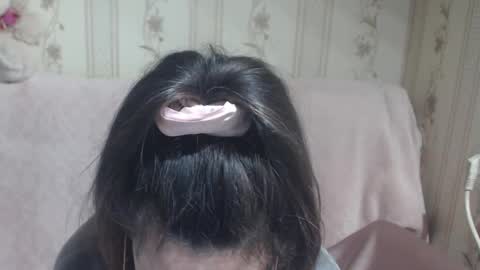 say meow and send tip  online show from 03-15-26, 05:41