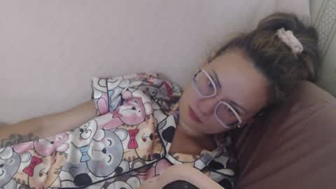 say meow and send tip  online show from 07-01-26, 06:04