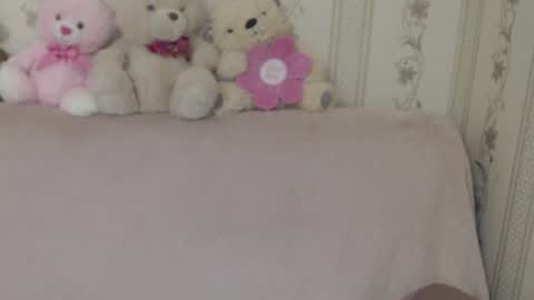 say meow and send tip  online show from 07-21-26, 01:30