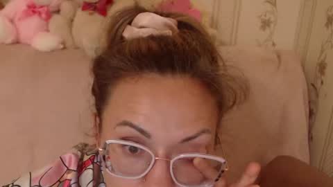 say meow and send tip  online show from 07-26-26, 09:00