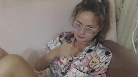 say meow and send tip  online show from 08-01-26, 07:46