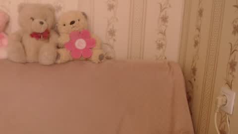 say meow and send tip  online show from 08-03-26, 08:02