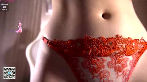 Snapshot of candylolly_ chatting on 12-21-25, 04:14 Anna online show from 12-21-25, 04:14