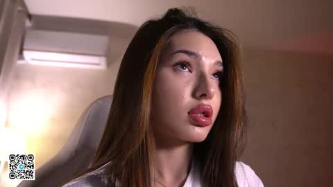 Snapshot of candylolly_ chatting on 01-15-26, 02:16 Anna online show from 01-15-26, 02:16