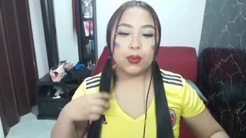 Snapshot of candyplayass chatting on 06-17-26, 01:01 candyplayass online show from 06-17-26, 01:01
