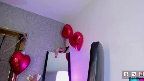 Snapshot of candys_victoria chatting on 03-08-26, 02:21 Candys Victoria online show from 03-08-26, 02:21