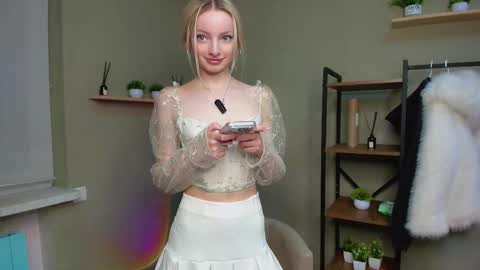 Kate online show from 02-05-26, 05:06