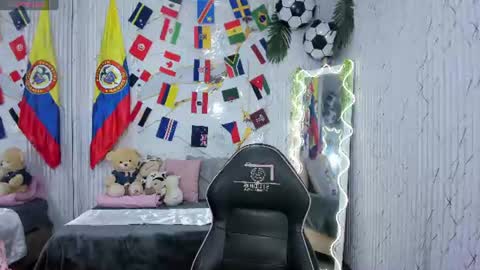Snapshot of candyy_tay1 chatting on 07-05-26, 11:50 CANDYY online show from 07-05-26, 11:50