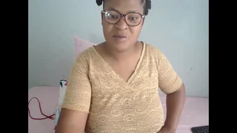 Snapshot of candyyumsaerolaxx chatting on 05-21-26, 07:48 candyyumsaerolaxx online show from 05-21-26, 07:48