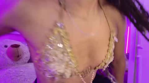 Snapshot of canela_bm chatting on 04-15-26, 11:39 cane online show from 04-15-26, 11:39