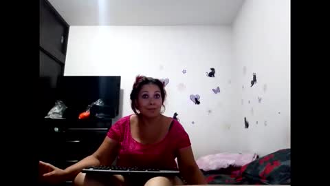 CANELA online show from 10-17-25, 10:56