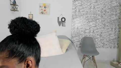 Snapshot of canhela1 chatting on 01-08-26, 02:58 Canhela online show from 01-08-26, 02:58