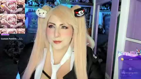 Canndyy Daniela online show from 06-15-26, 08:16