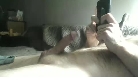 Snapshot of canuck5 chatting on 02-05-26, 04:17 canuck5 online show from 02-05-26, 04:17