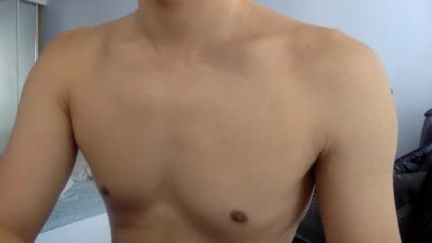 Snapshot of caobicao chatting on 01-07-25, 04:27 contrast moe online show from 01-07-25, 04:27