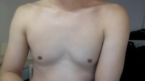 Snapshot of caobicao chatting on 01-07-25, 10:08 contrast moe online show from 01-07-25, 10:08