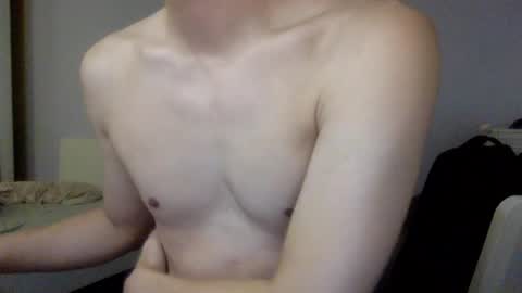 Snapshot of caobicao chatting on 01-10-25, 06:31 contrast moe online show from 01-10-25, 06:31