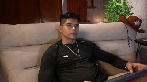 David Capizzi online show from 10-23-25, 04:56