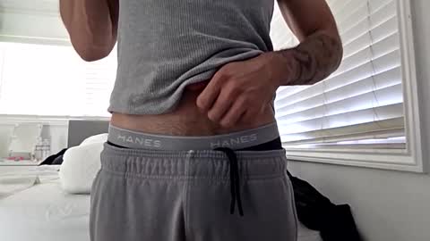 cappinrc8 online show from 12-18-25, 07:42