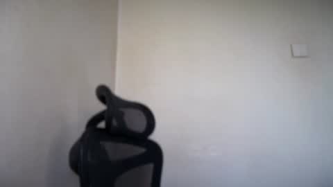 Emma online show from 06-24-26, 05:50