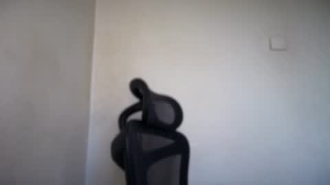 Emma online show from 07-20-26, 05:44
