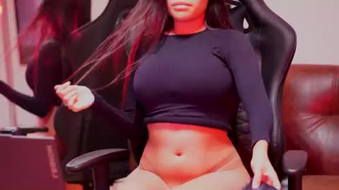 Miyah online show from 06-13-26, 04:32