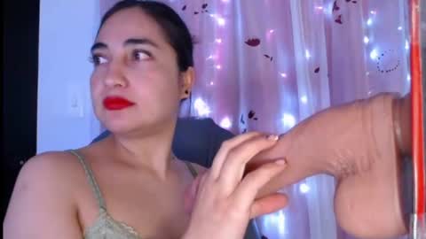 Snapshot of capricornio_16 chatting on 12-23-25, 05:38 CAPRICORNIO online show from 12-23-25, 05:38