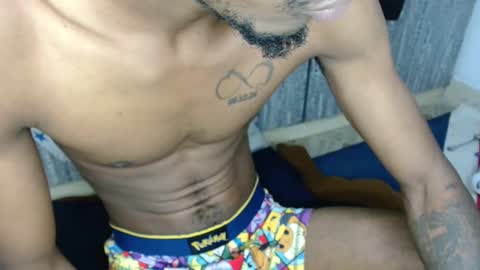 Snapshot of capt_ain chatting on 10-25-25, 01:13 Captain online show from 10-25-25, 01:13