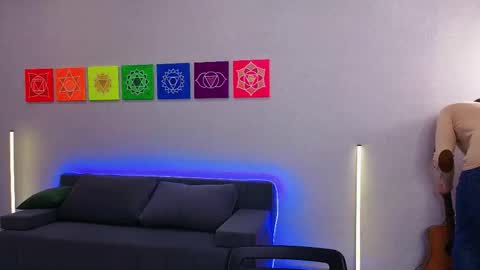 Snapshot of captain______america chatting on 12-23-25, 06:11 David online show from 12-23-25, 06:11