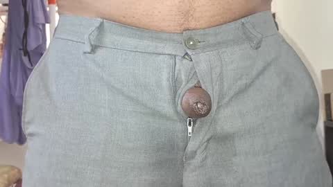 Snapshot of captain_juicyprecum chatting on 12-11-24, 08:47 captian juicyprecum online show from 12-11-24, 08:47