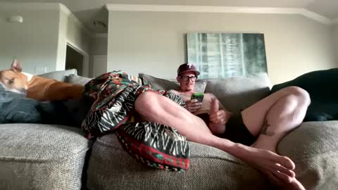 Snapshot of captaincumgun chatting on 09-24-25, 03:15 Captaincumgun online show from 09-24-25, 03:15