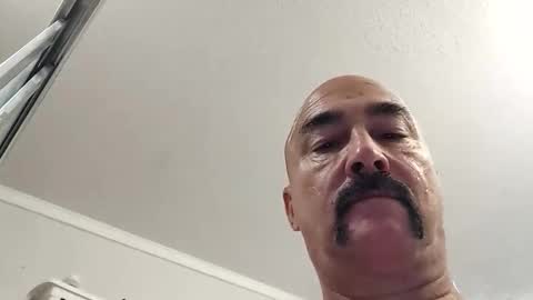 Captain Eros online show from 10-31-25, 01:23