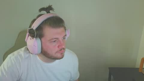 Snapshot of captianplanet1313 chatting on 09-23-25, 01:14 captianplanet1313 online show from 09-23-25, 01:14