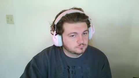 Snapshot of captianplanet1313 chatting on 10-27-25, 12:42 captianplanet1313 online show from 10-27-25, 12:42