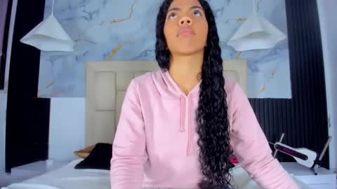 Snapshot of caraiosh_ chatting on 02-04-26, 12:33 Cara online show from 02-04-26, 12:33