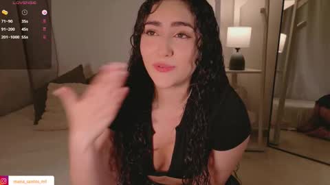 Snapshot of caramel__ chatting on 12-01-25, 11:21 Mara online show from 12-01-25, 11:21