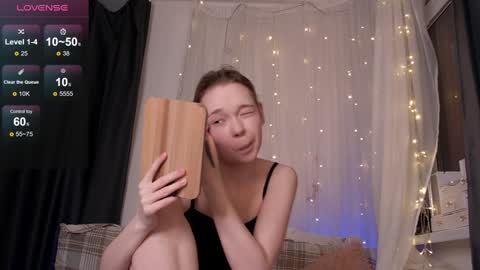 Snapshot of caramelangels chatting on 02-16-26, 04:08 Viola Marika and Visma online show from 02-16-26, 04:08