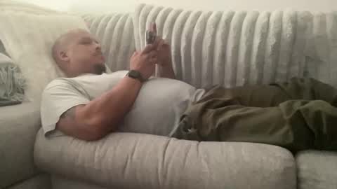 Snapshot of caramelizedzeus chatting on 11-21-25, 06:06 caramelizedzeus online show from 11-21-25, 06:06