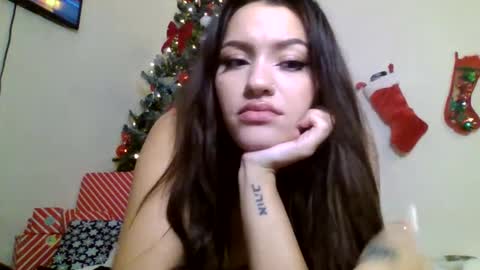 Snapshot of caramelmami26 chatting on 12-25-24, 06:31 caramelmami26 online show from 12-25-24, 06:31