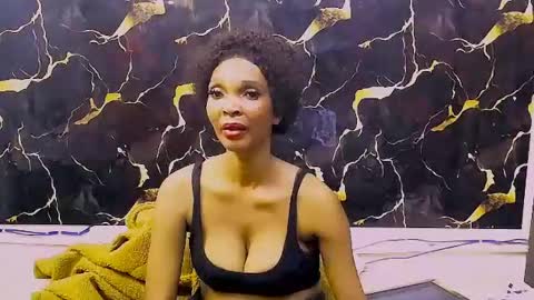 Snapshot of caramelminxx_ chatting on 06-14-26, 08:05 caramelminxx_ online show from 06-14-26, 08:05