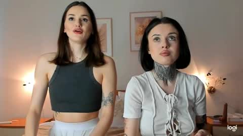 Snapshot of caressyourself chatting on 01-12-25, 08:14 caressyourself online show from 01-12-25, 08:14