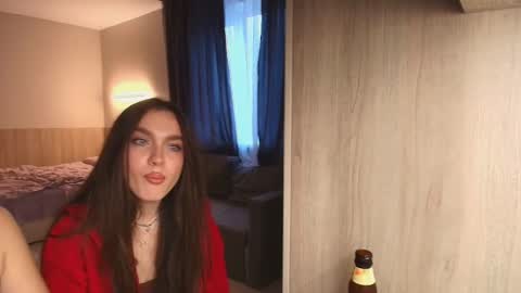 Snapshot of caressyourself chatting on 11-13-25, 06:45 caressyourself online show from 11-13-25, 06:45