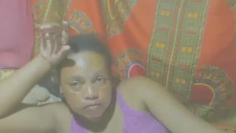 carinesexy69 online show from 02-13-25, 07:10