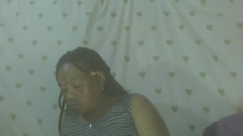 carinesexy69 online show from 09-24-25, 10:51