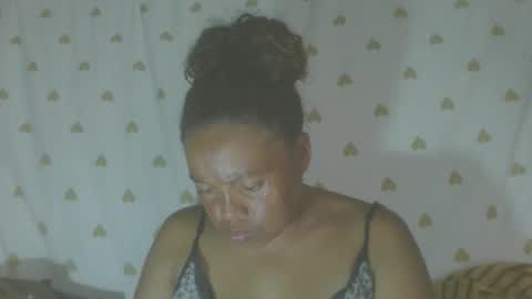 carinesexy69 online show from 02-07-26, 11:25